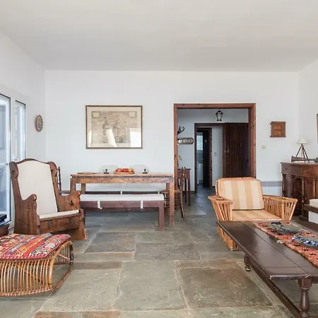Kanati Villa